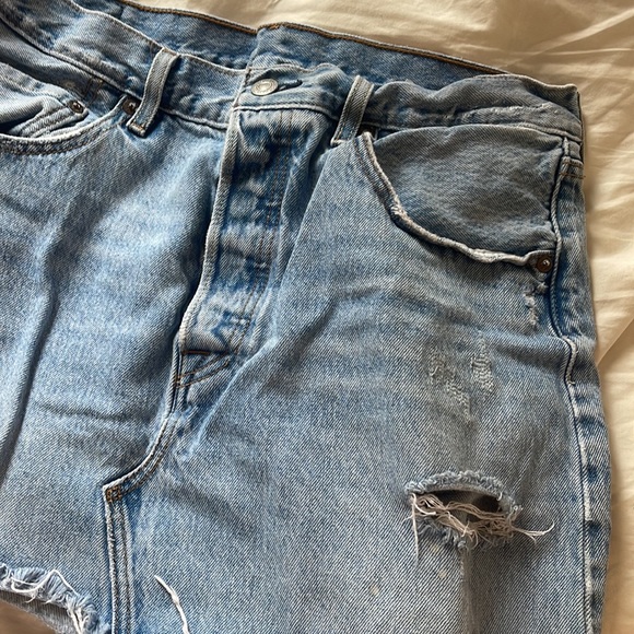 Levi Mini Skirt - Size 31 - Picture 4 of 4